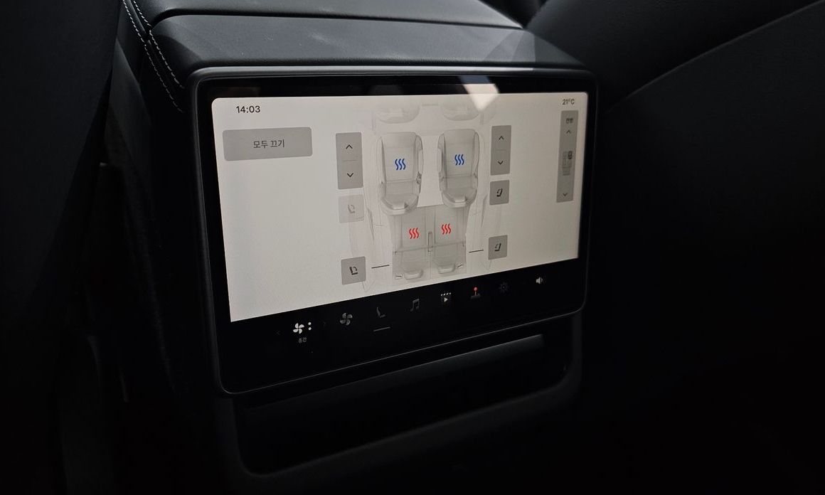 Tesla Model Y 2026