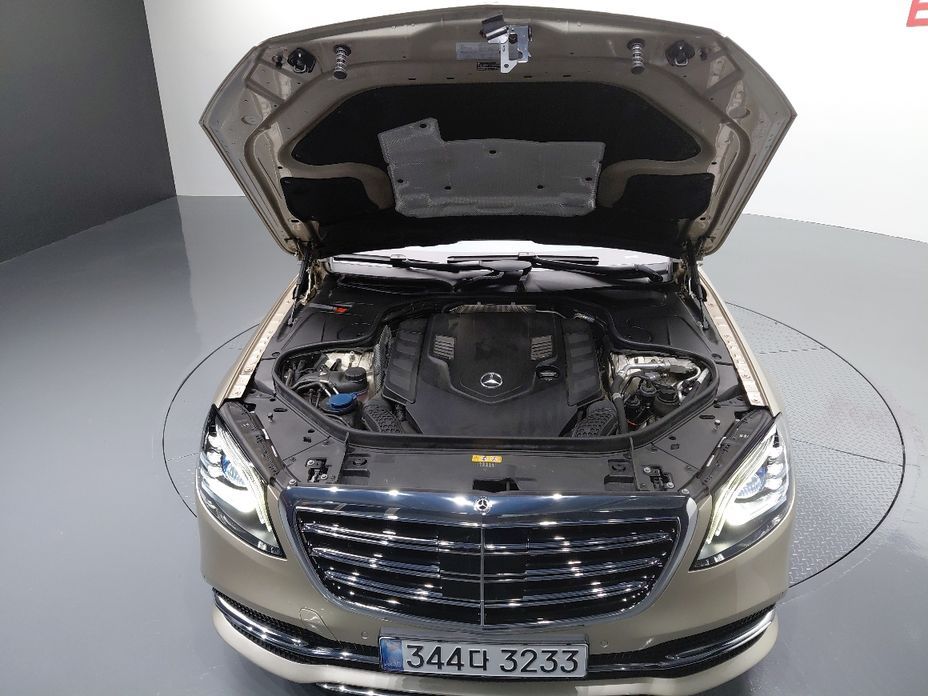 Mercedes-Benz S-Class 2020