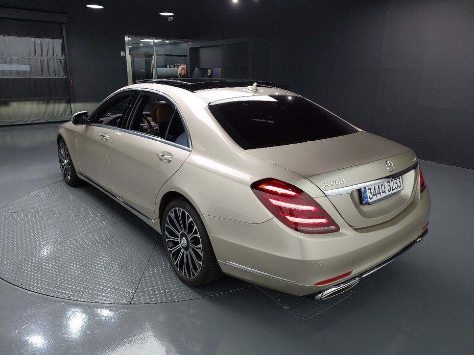 Mercedes-Benz S-Class 2020