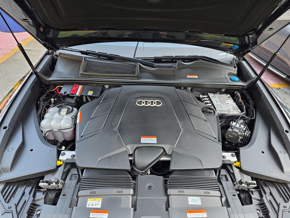 Audi Q8 2023