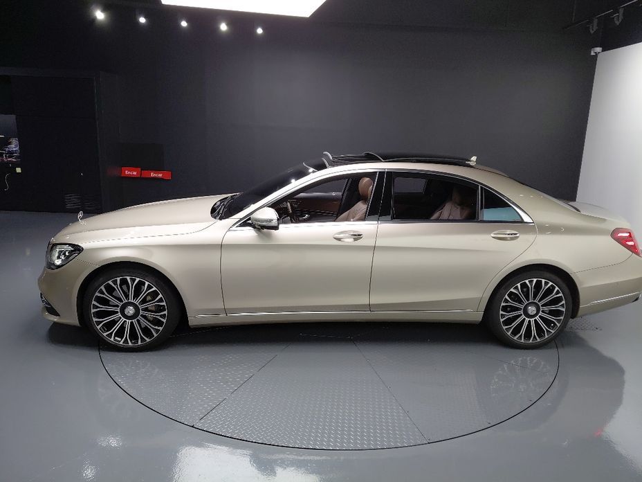 Mercedes-Benz S-Class 2020