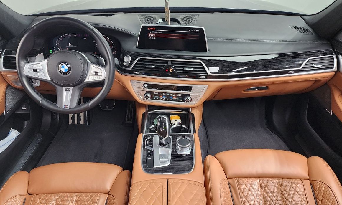 BMW 7-Series 2022