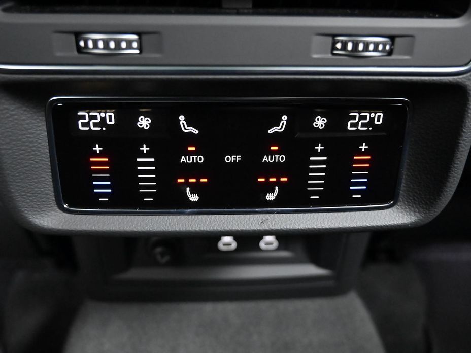 Audi Q8 2023