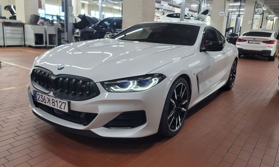 BMW 8-Series 2025