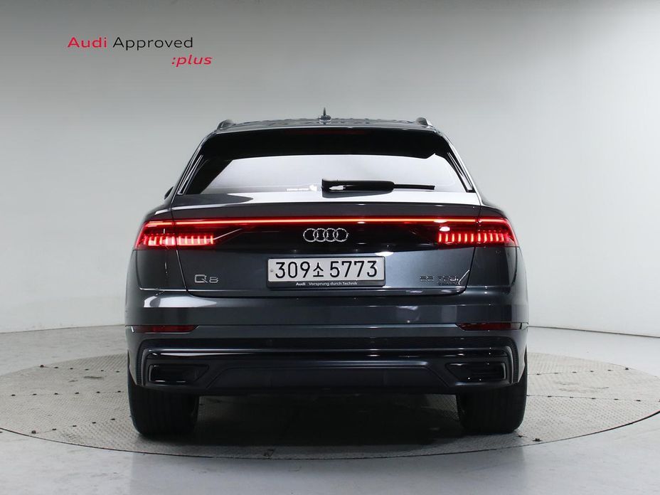 Audi Q8 2023