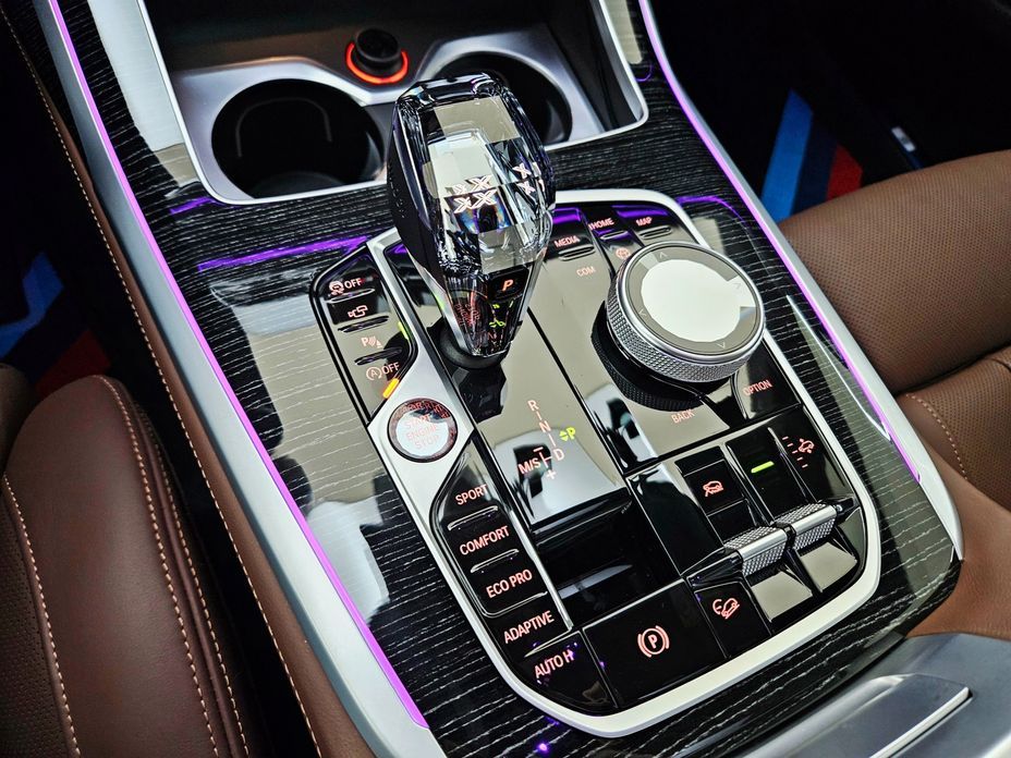 BMW X7 2021