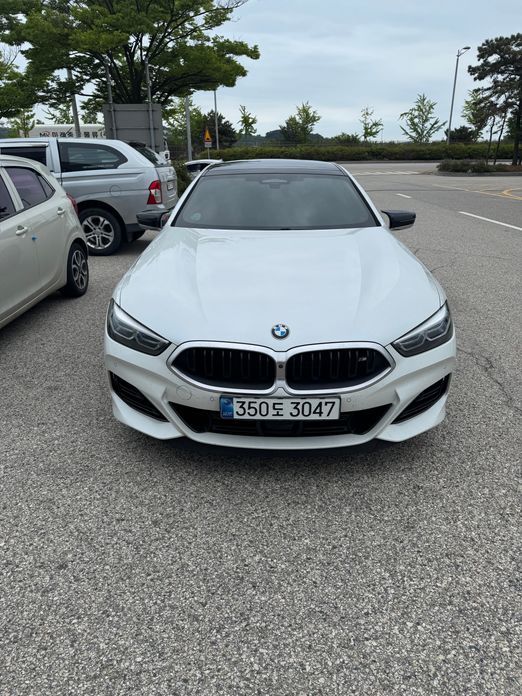 BMW 8-Series 2024