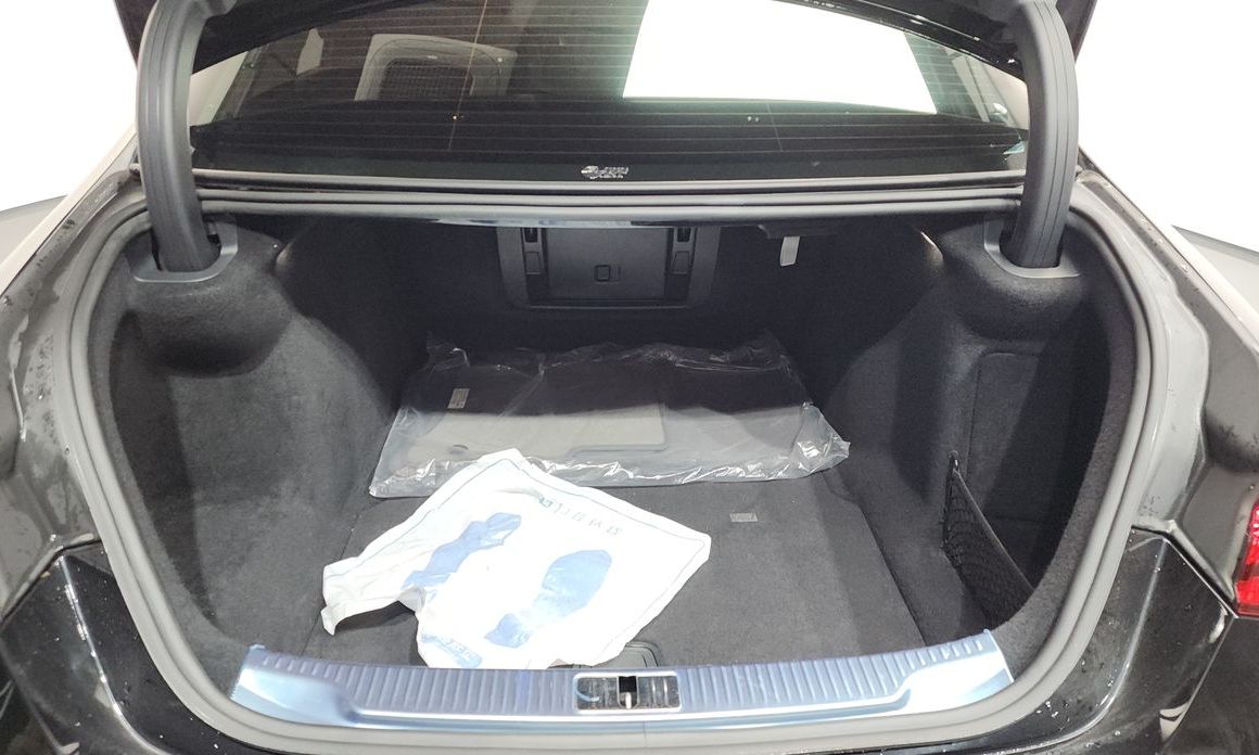 Mercedes-Benz S-Class 2022