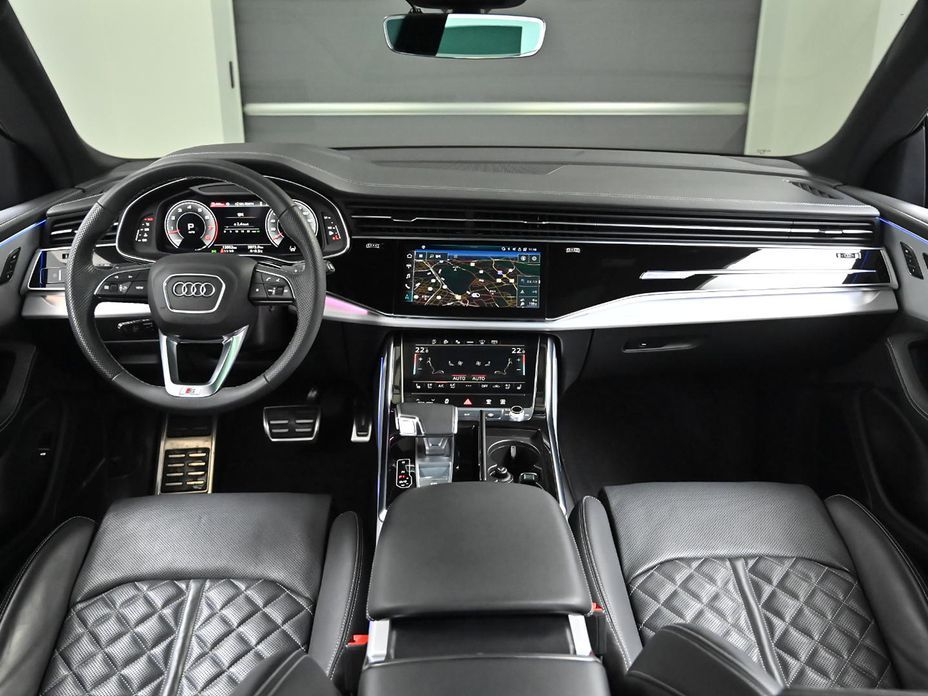 Audi Q8 2023