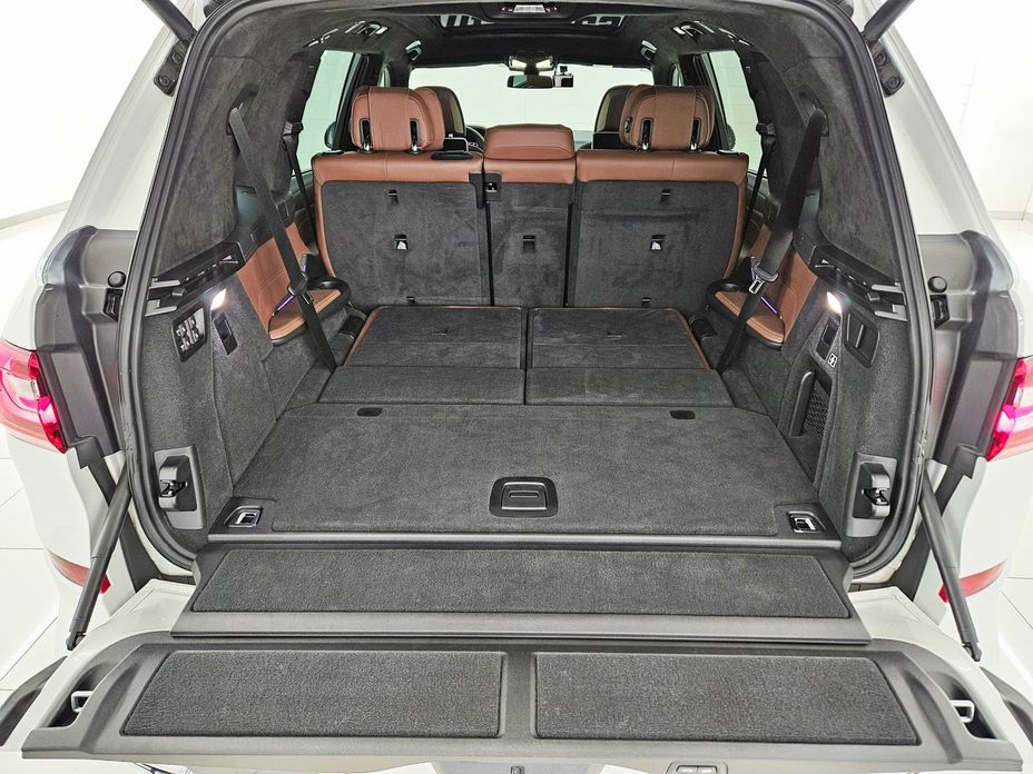 BMW X7 2021