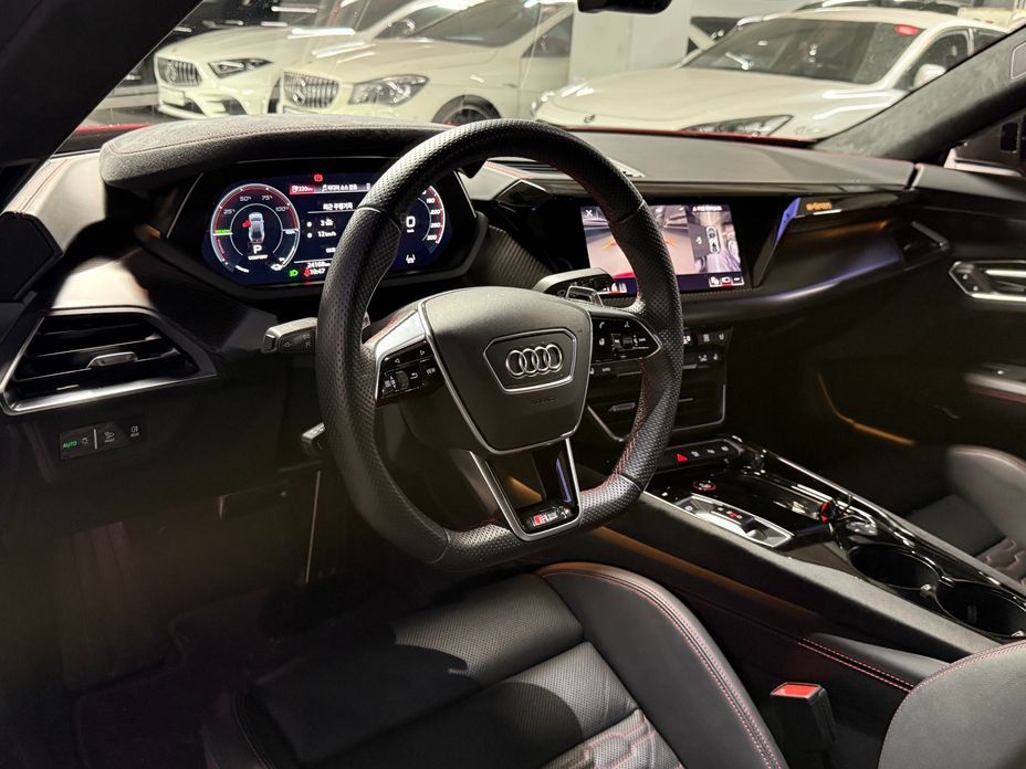 Audi RS e-tron GT 2022