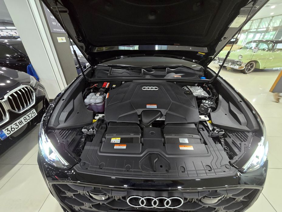 Audi Q8 2025