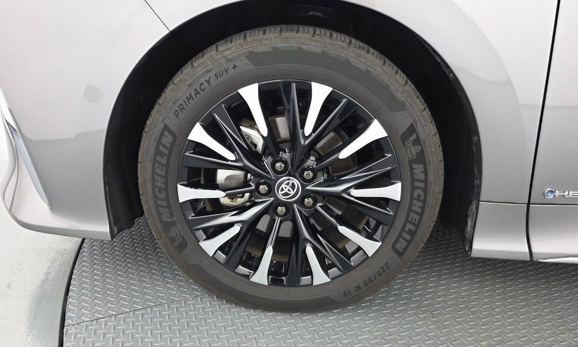 Toyota Alphard 2025