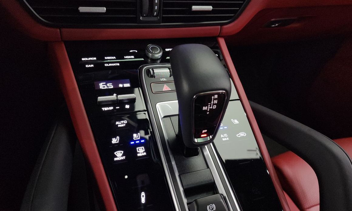 Porsche Cayenne 2023