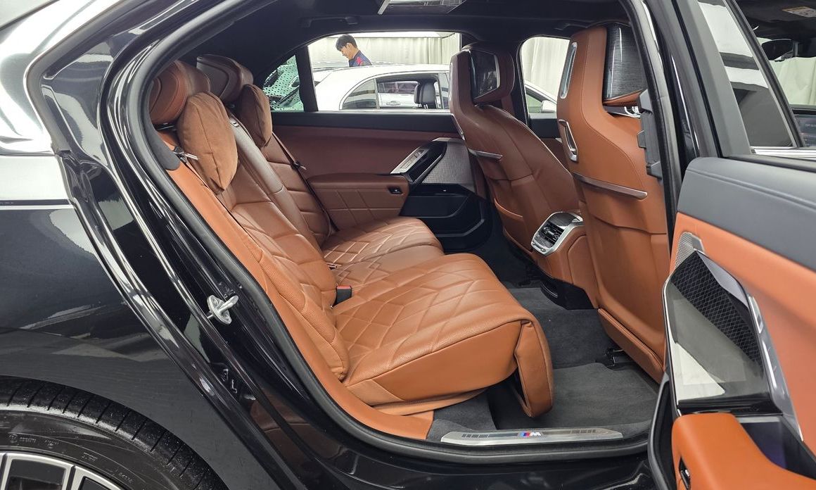 BMW 7-Series 2023