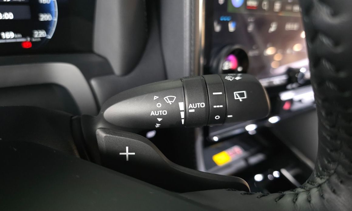 Toyota Alphard 2025