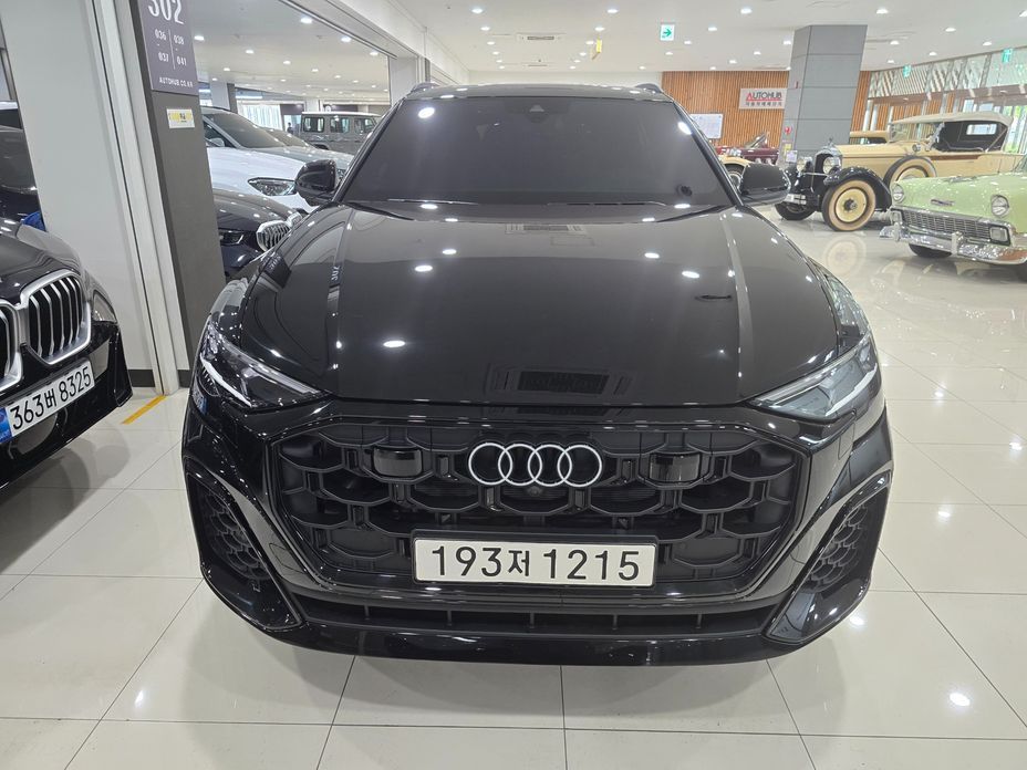 Audi Q8 2025