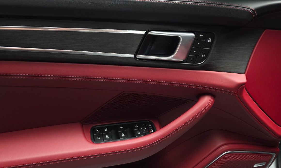 Porsche Panamera 2023