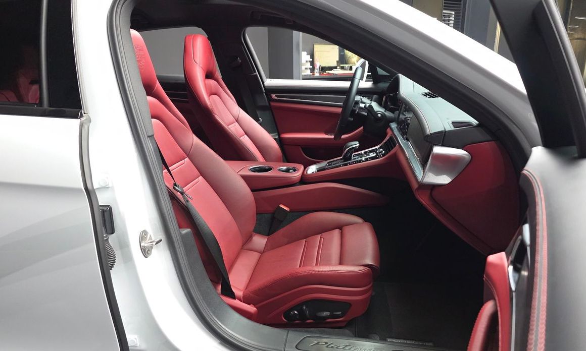 Porsche Panamera 2023