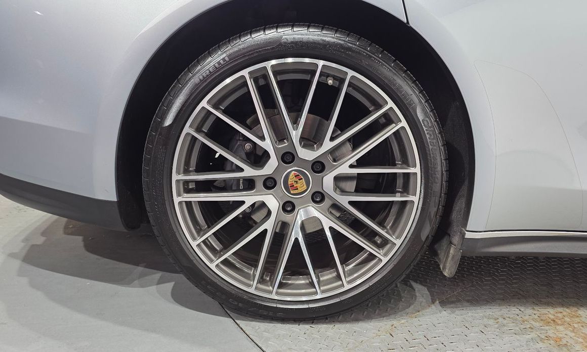 Porsche Panamera 2022