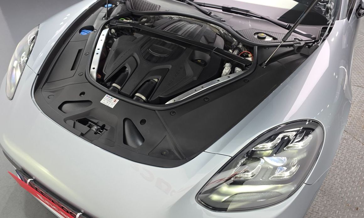 Porsche Panamera 2022