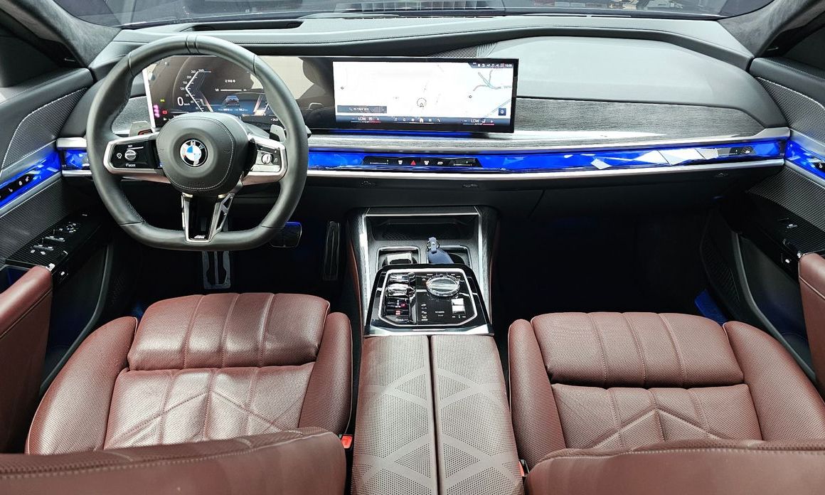 BMW 7-Series 2023