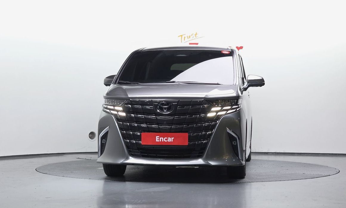 Toyota Alphard 2025