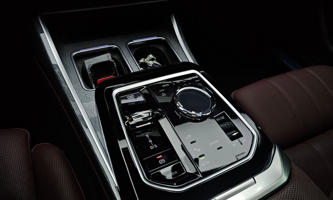 BMW 7-Series 2023