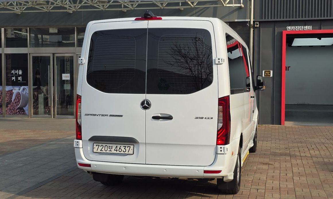Mercedes-Benz Sprinter 2024