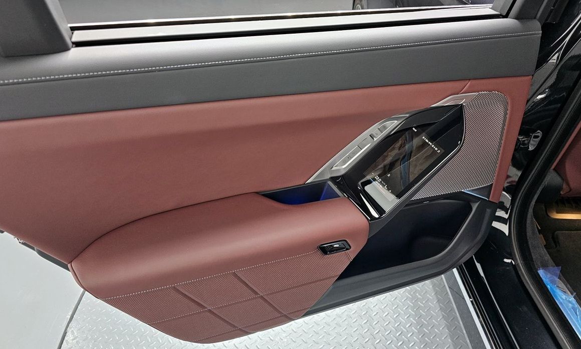 BMW 7-Series 2023