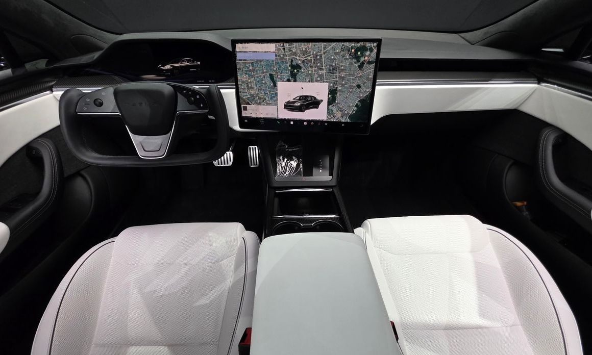 Tesla Model S 2023