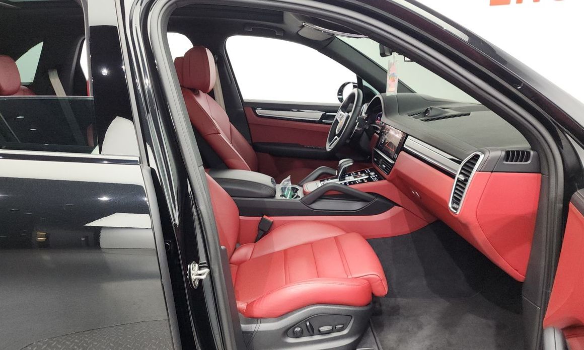 Porsche Cayenne 2023
