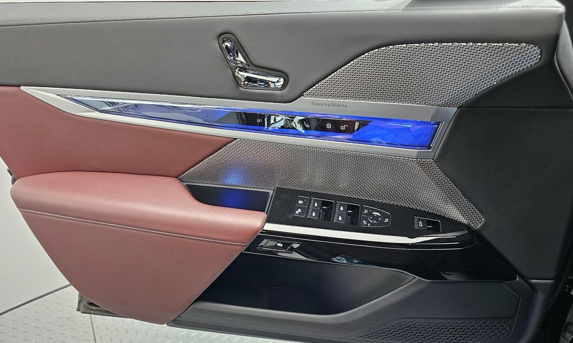 BMW 7-Series 2023