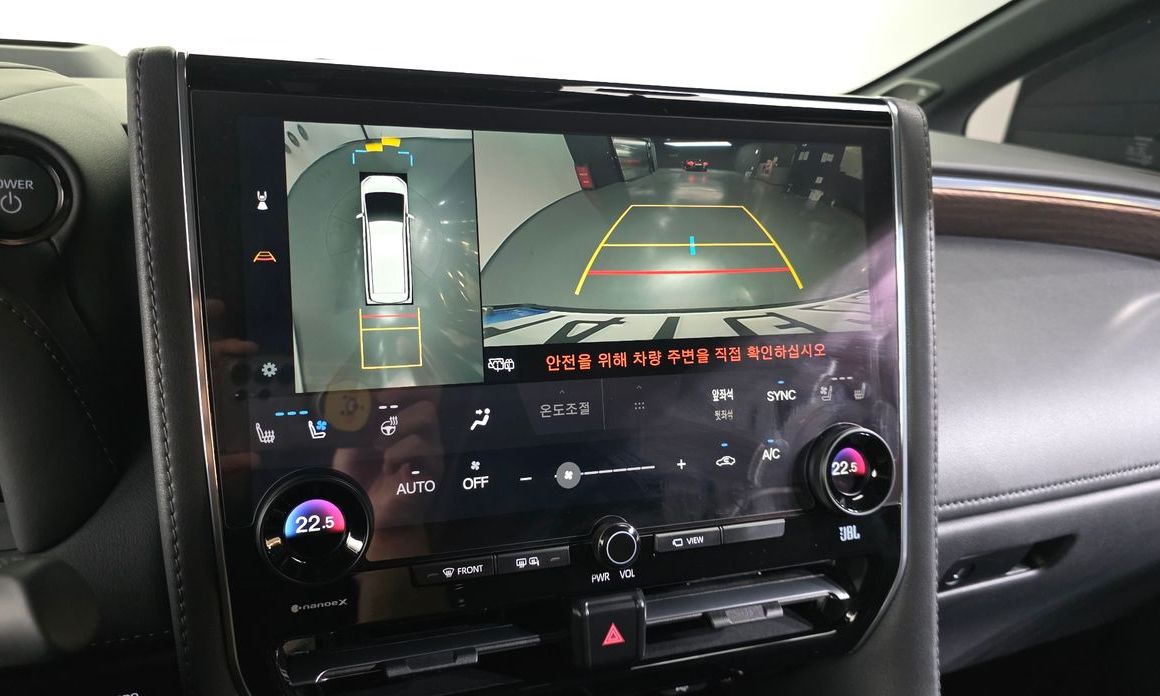 Toyota Alphard 2025