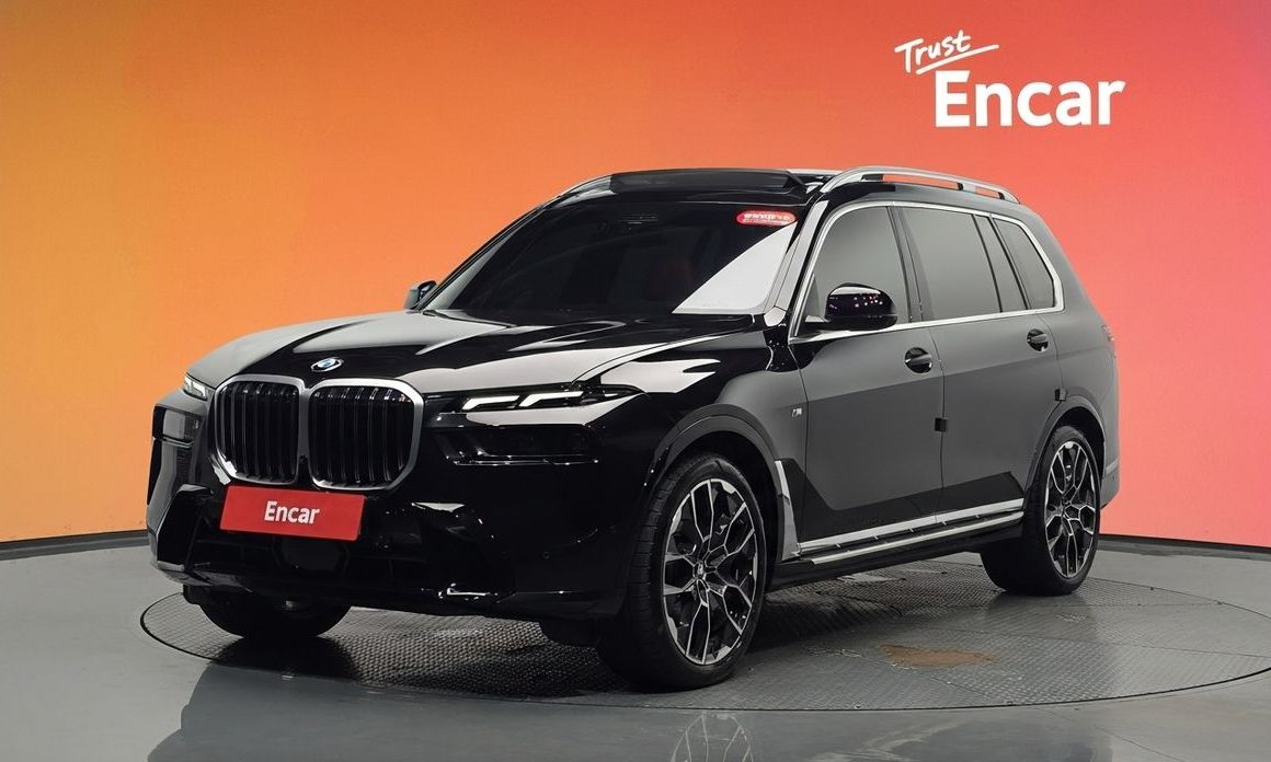BMW X7 2025