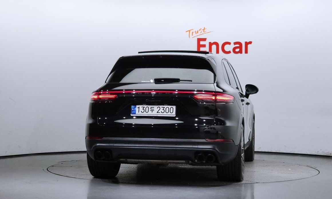 Porsche Cayenne 2023