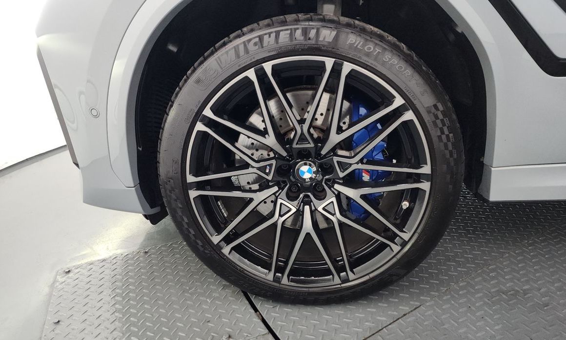 BMW X6M 2024