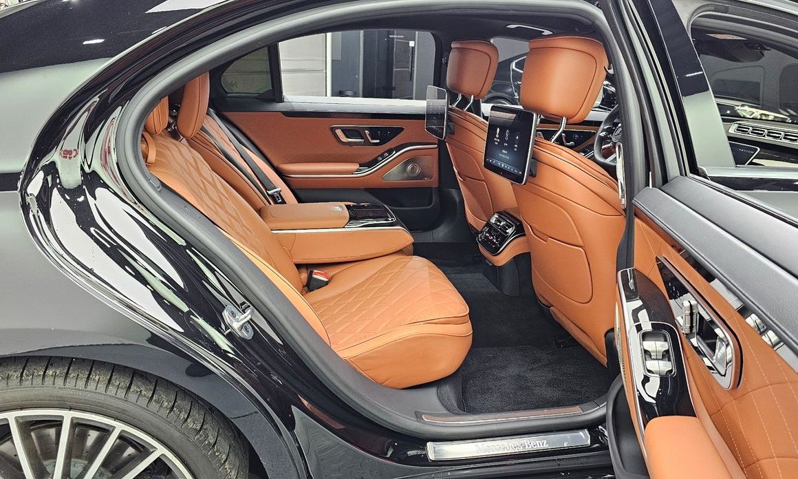 Mercedes-Benz S-Class 2024