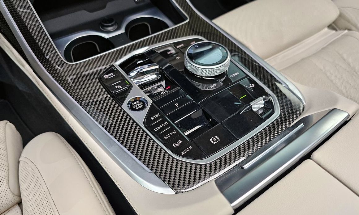 BMW X7 2025