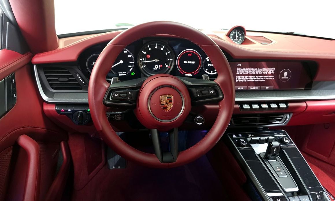 Porsche 911 2024