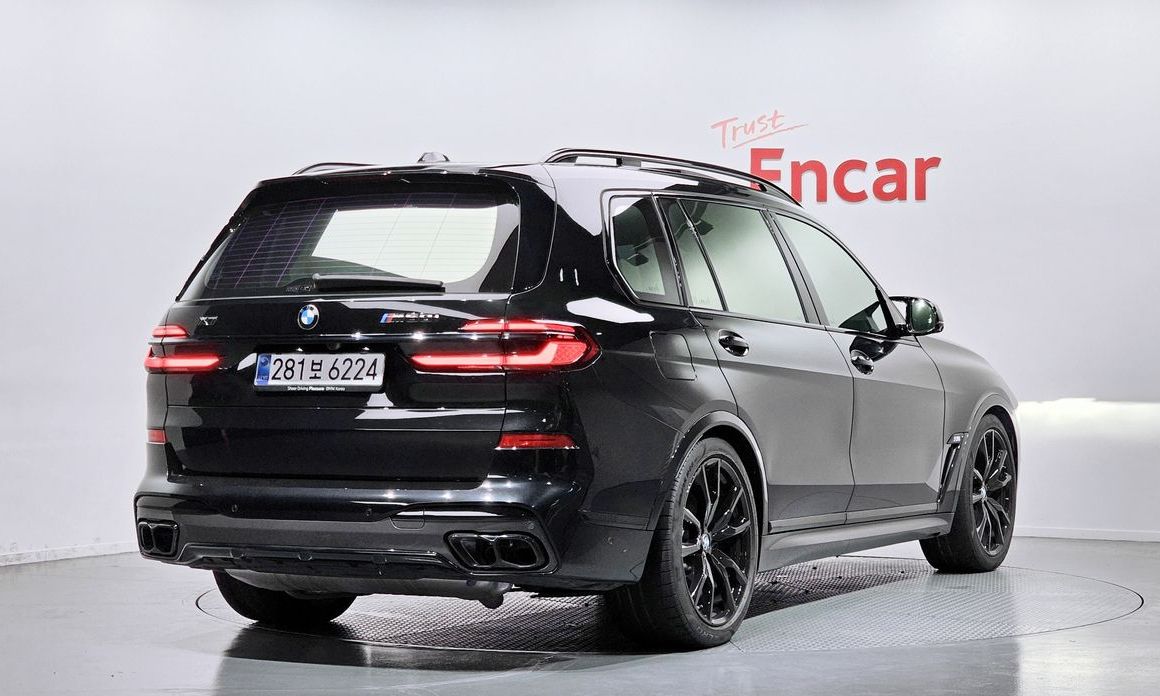BMW X7 2025