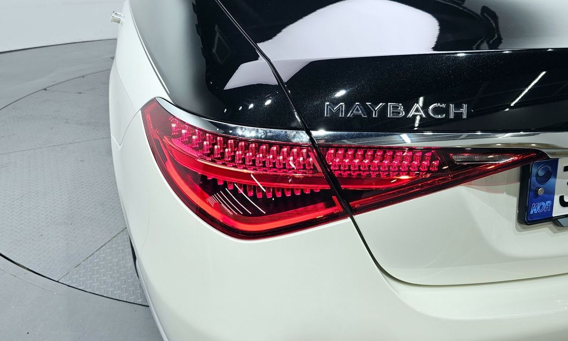 Mercedes-Benz S-Class 2023