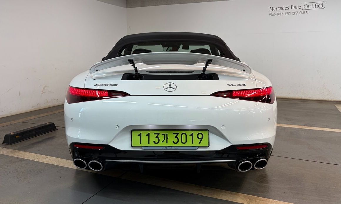 Mercedes-Benz SL-Class 2025