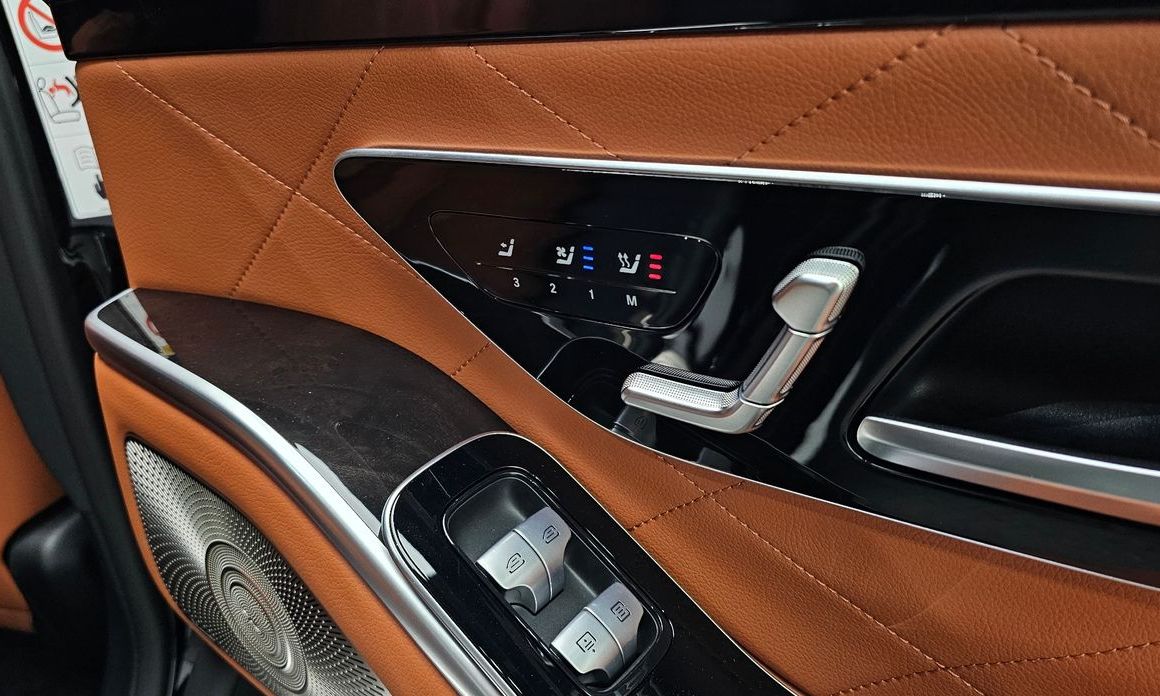 Mercedes-Benz S-Class 2024