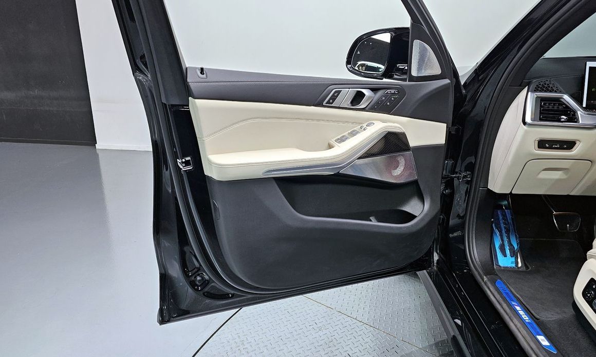 BMW X7 2025