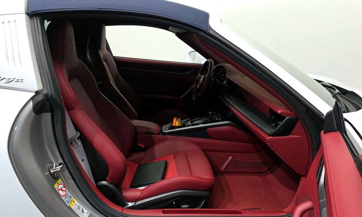 Porsche 911 2024