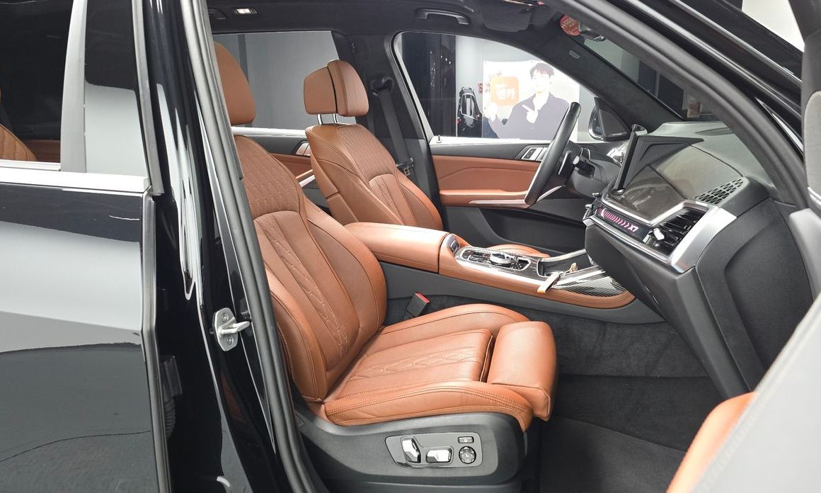 BMW X7 2025