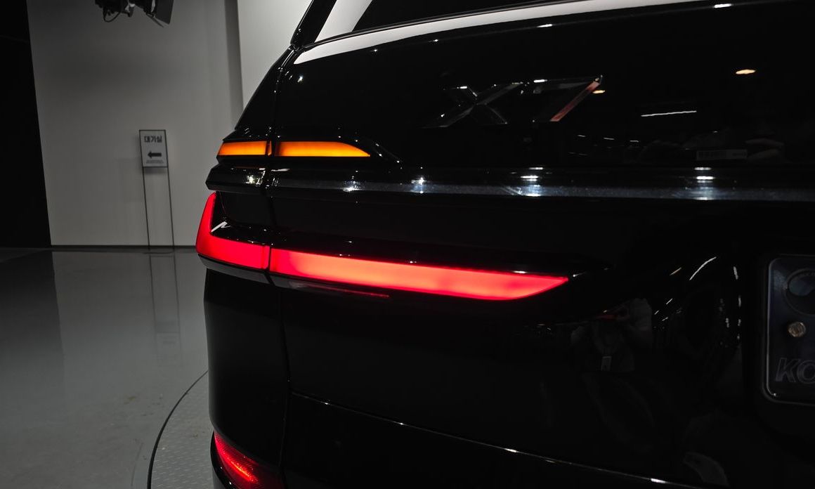 BMW X7 2025