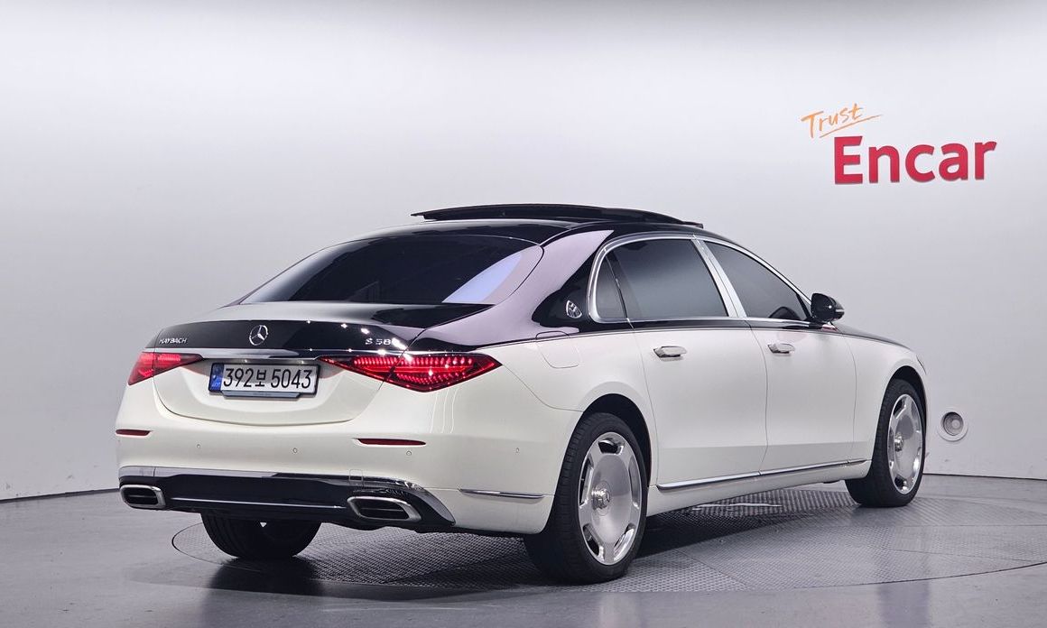 Mercedes-Benz S-Class 2023