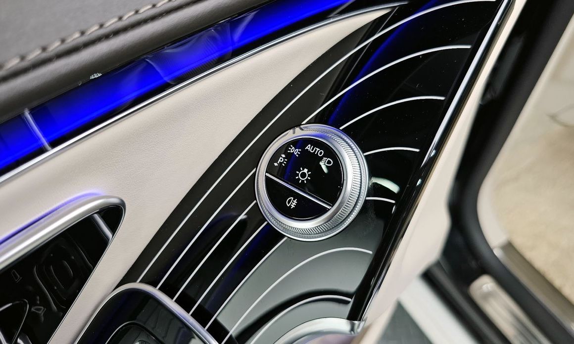 Mercedes-Benz S-Class 2023